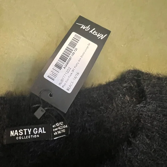 Nasty Gal Black Cropped F*ck Off Sweater Set - Picture 4 of 6